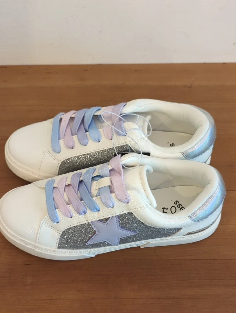 Girls Silver Kaitlyn Sneakers with Pastel Ombre Laces and Silver Glitter 5